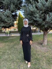 Pileli etekli Nihan marka takım